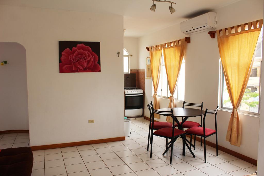 The Finch House Villa Puerto Ayora  Exterior photo